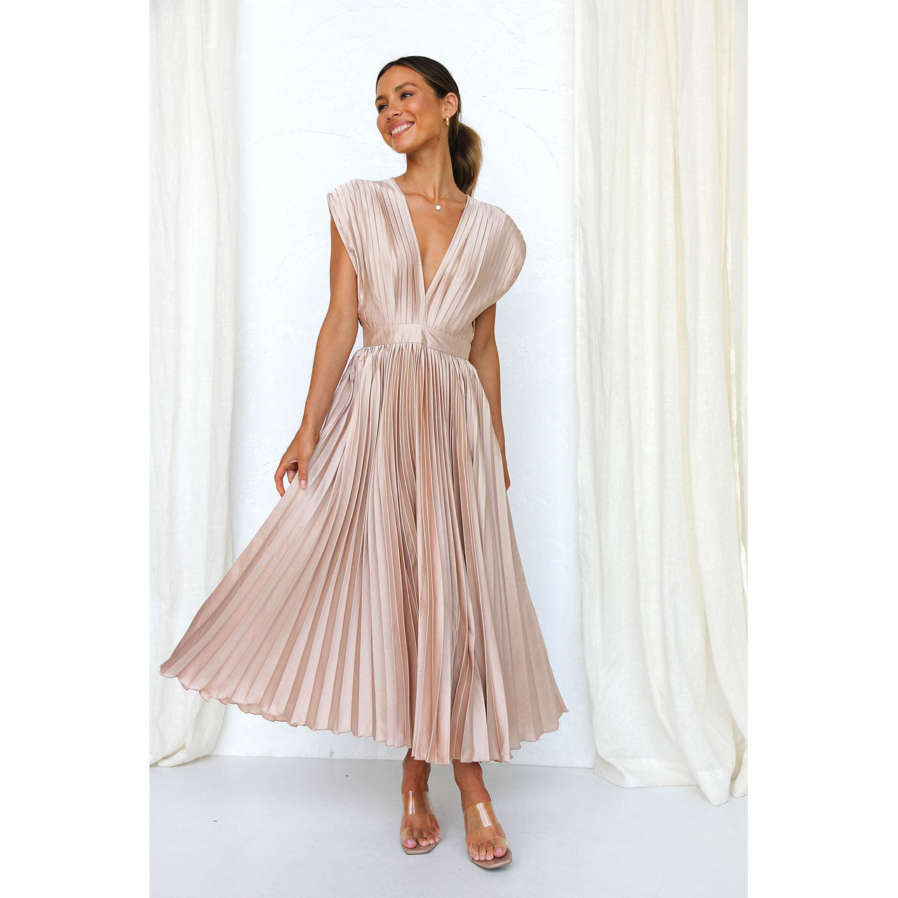 Summer V-neck Pleated Dress For Women Clothing
